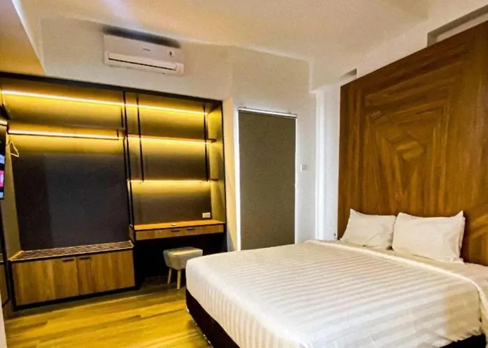 One Living At Menara One Hotel Surakarta 
